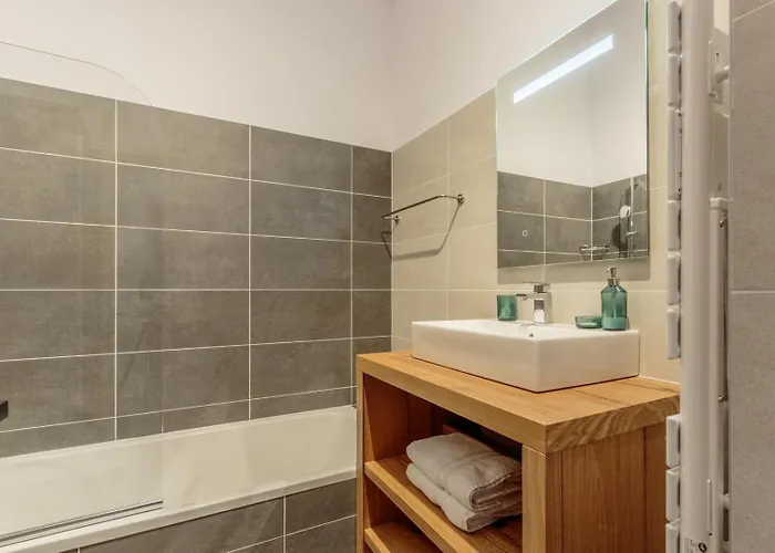 Bellecote - Superbe Chaleureux Vue Montagne Nyaraló La Plagne